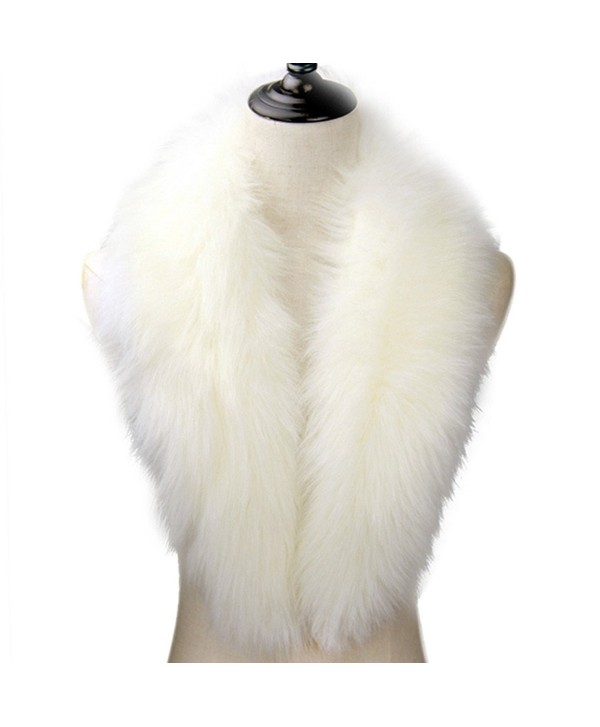white faux fur collar coat